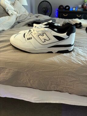 New Balance 550 Men's White and Black Low-Top Sneakers